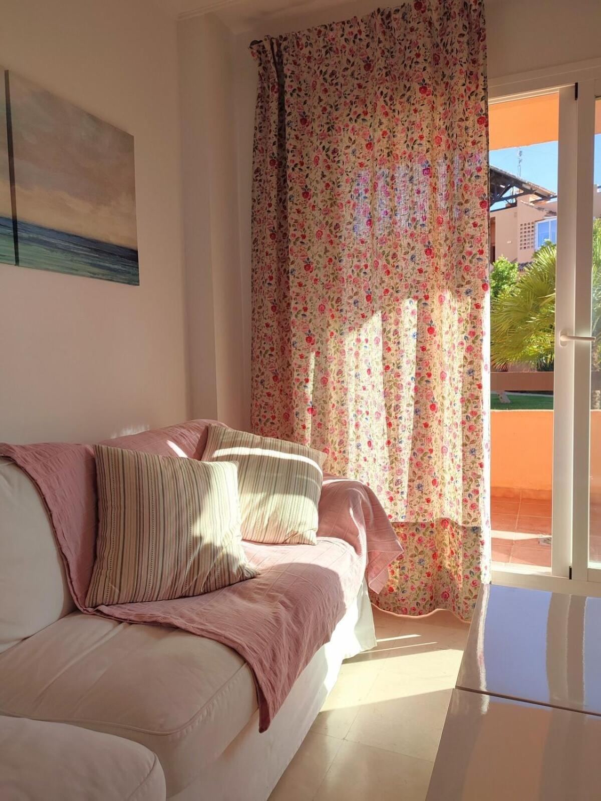 Casares Del Sol Leilighet Eksteriør bilde